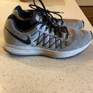 Used Nike Zoom Air Pegagus 32 - Size 11
